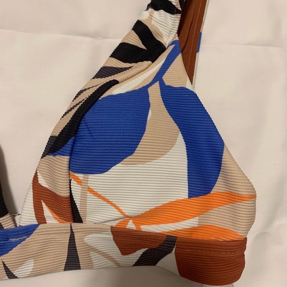Seafolly - In the Jungle Bikini Top in Size 10 - Picture 10 of 11